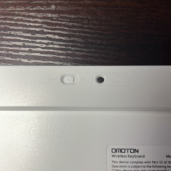 Bluetooth Wireless Keyboard - Picture 4 of 5